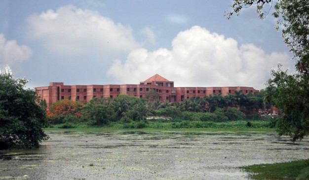 Jahangirnagar-University-by-Mir-Abul-Kashem-626x365